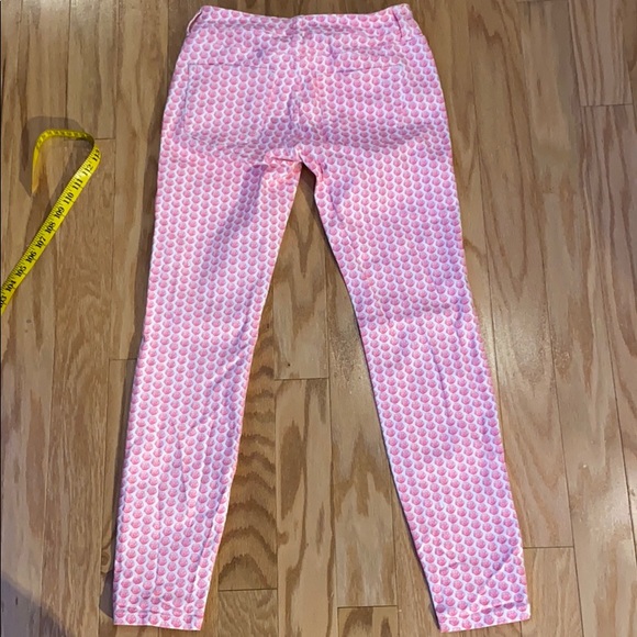Vineyard Vines skinny jeans with pink seashells 0 - Picture 5 of 11